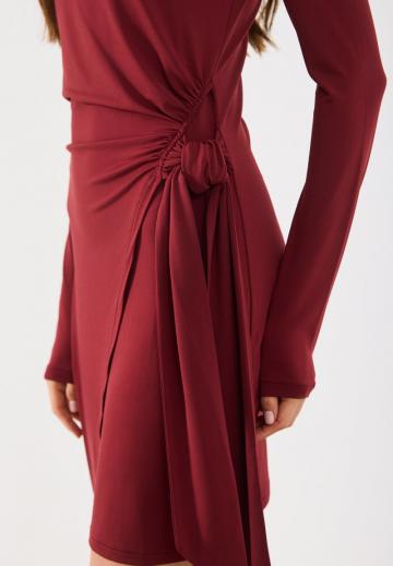 Короткое платье