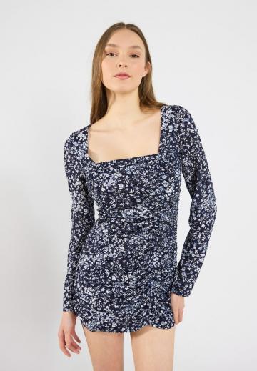 Короткое платье