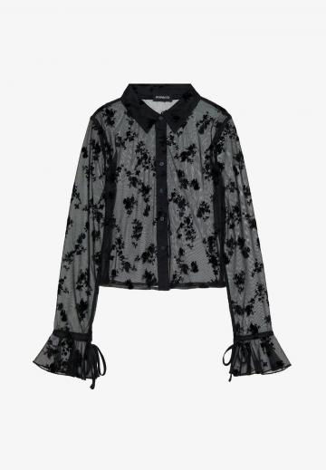 Кружевная блузка