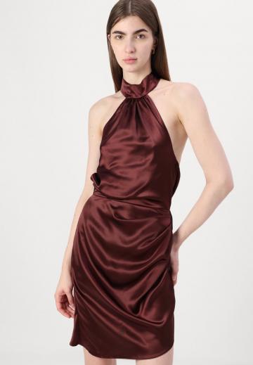 Платье футляр