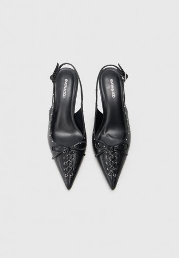 Туфли на высоком каблуке