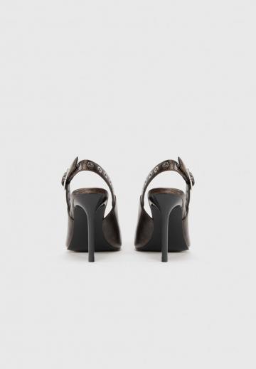 Туфли на высоком каблуке