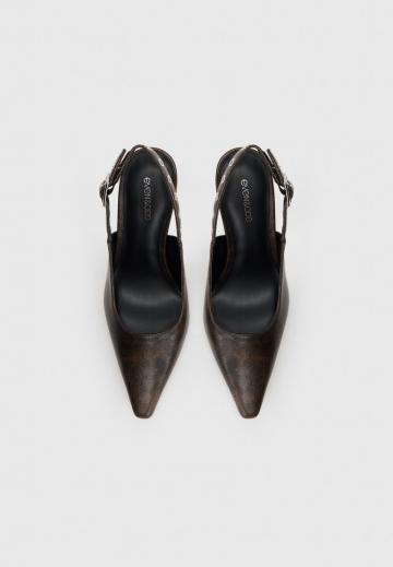 Туфли на высоком каблуке