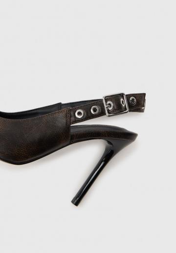 Туфли на высоком каблуке