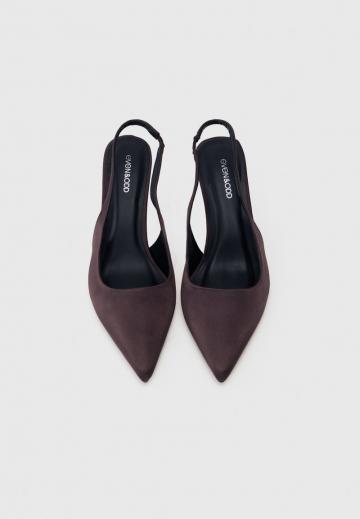 Туфли на высоком каблуке