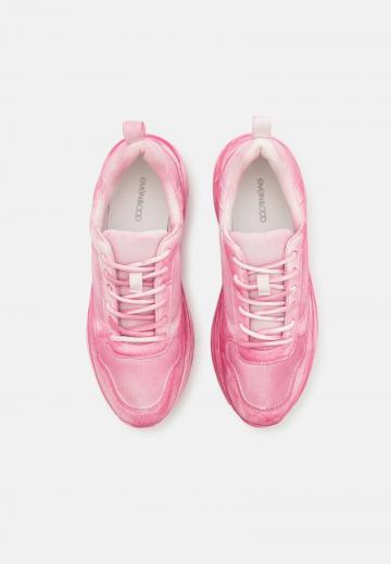 Гандбольные кроссовки