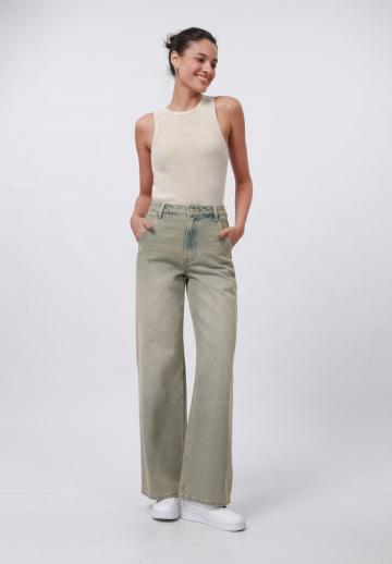 Свободные джинсы