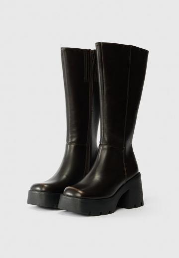 Широкие сапоги