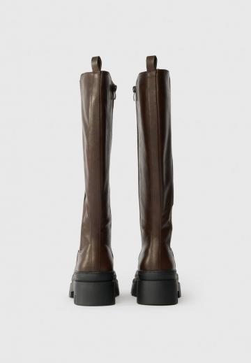 Широкие сапоги