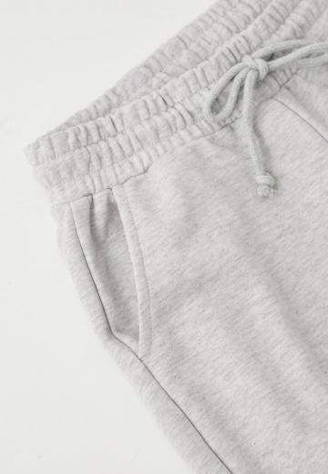 Спортивные штаны