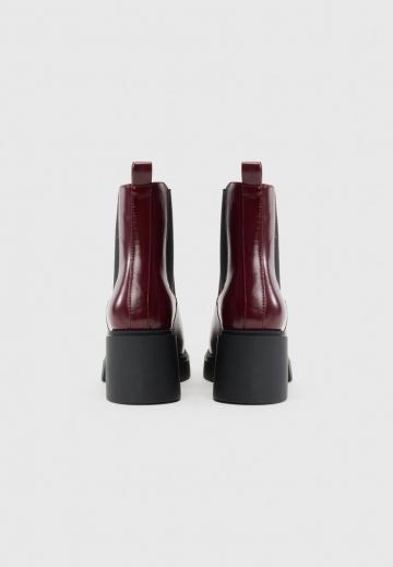 Широкие сапоги