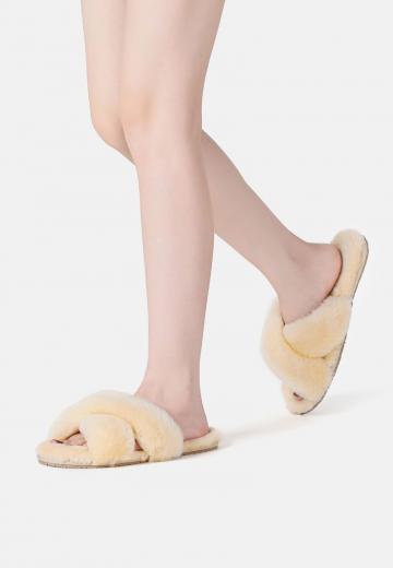 Гандбольные кроссовки