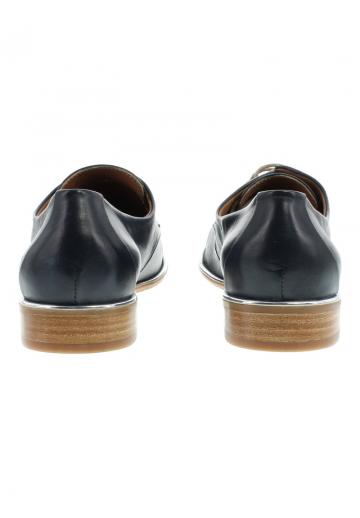 Туфли на шнуровке