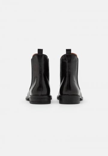 Ботинки челси