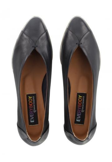 Гандбольные кроссовки