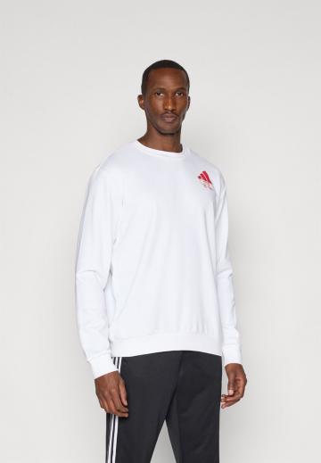 Спортивная кофта