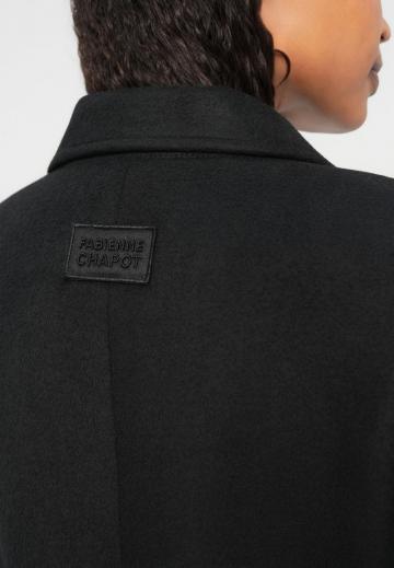 Шерстяное пальто