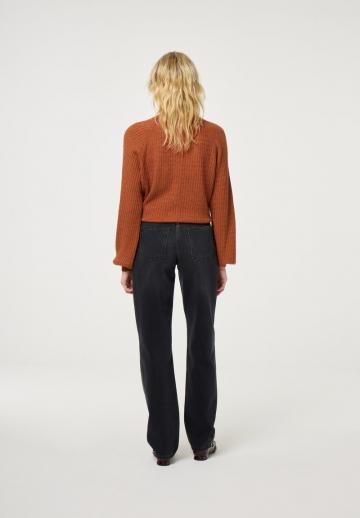 Вязаная кофта