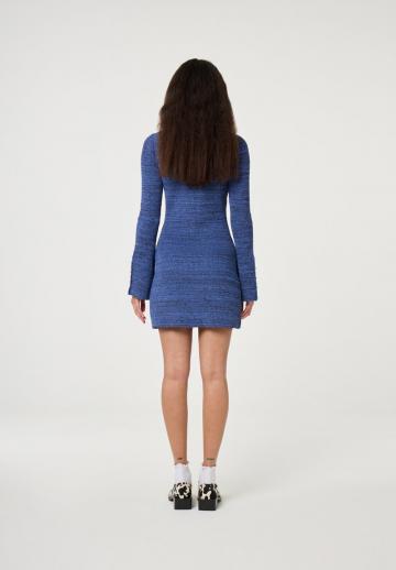 Вязаное платье