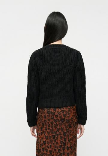 Вязаная кофта