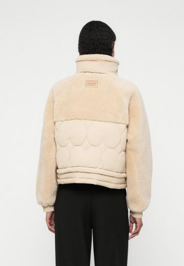 Флисовая куртка