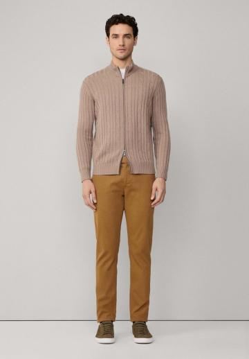 Вязаная кофта