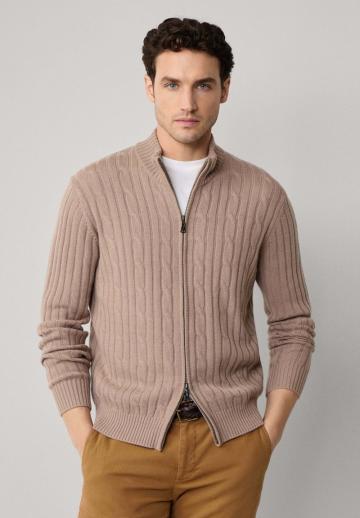 Вязаная кофта