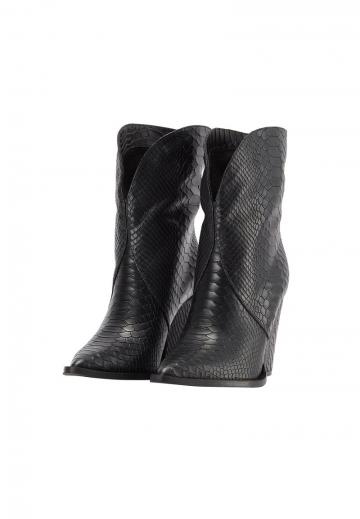 Ковбойские сапоги