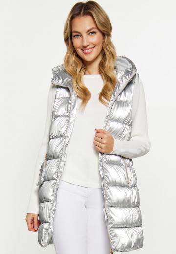 Длинный жилет