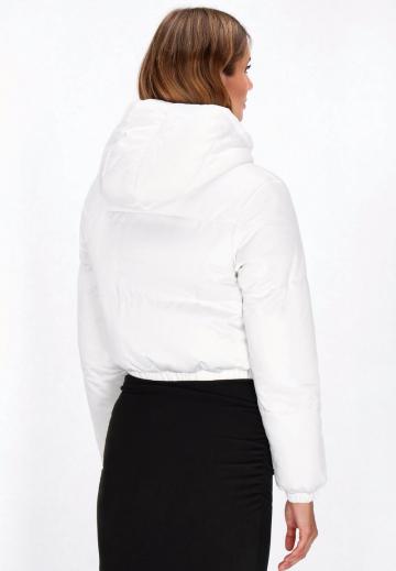 Короткая куртка