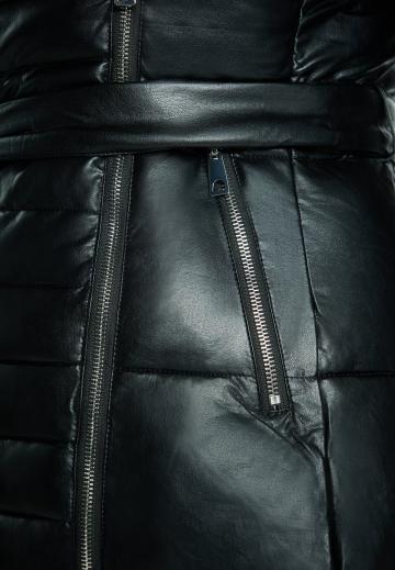 Пальто из искусственной кожи