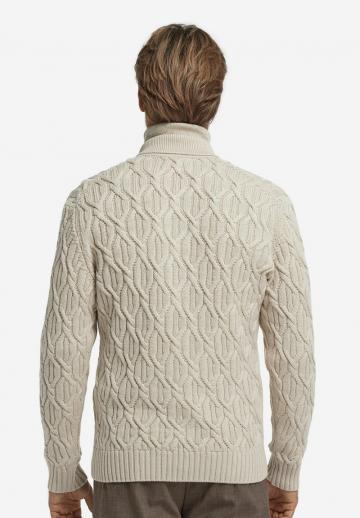 Вязаная кофта