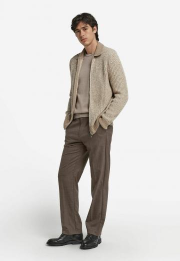 Вязаная кофта