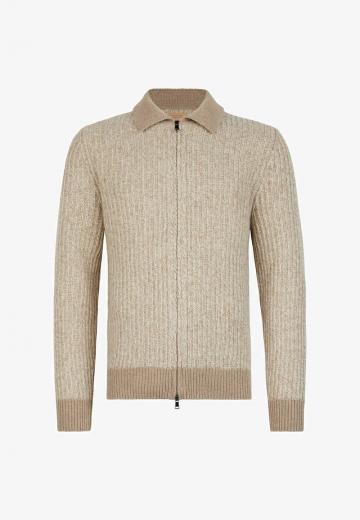 Вязаная кофта