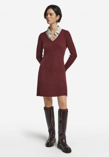 Вязаное платье