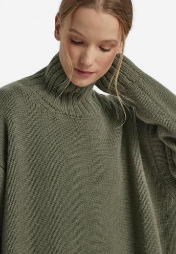 Длинный пуловер