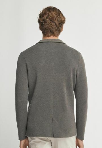 Вязаная кофта