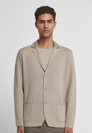 Вязаная кофта