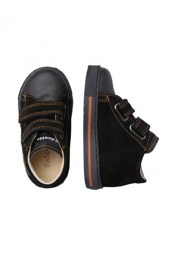 Детская обувь