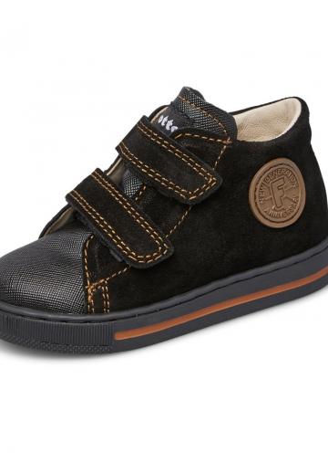 Детская обувь