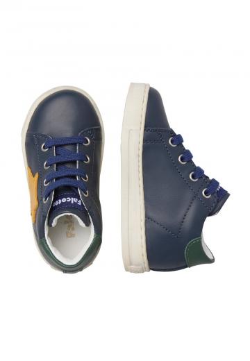 Детская обувь