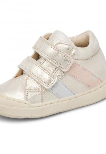 Детская обувь