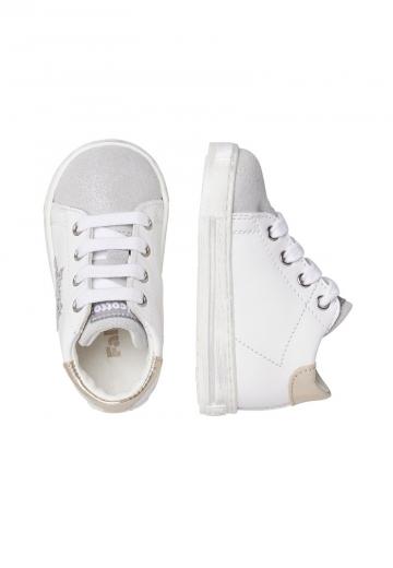 Детская обувь