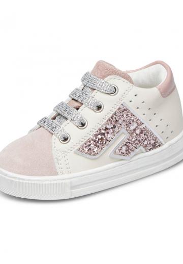 Детская обувь