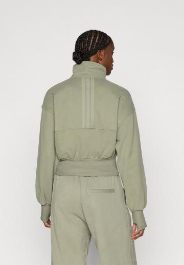 Спортивная толстовка