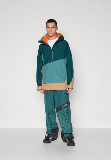 Сноубордическая куртка