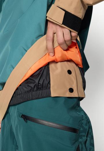 Сноубордическая куртка