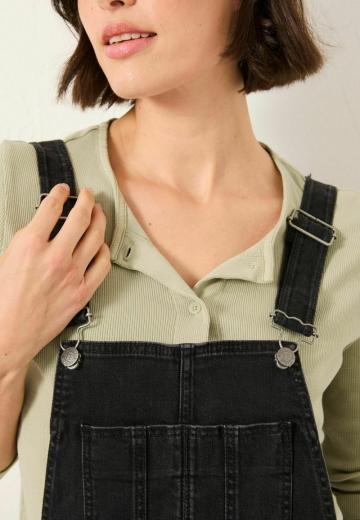 Джинсовый комбинезон