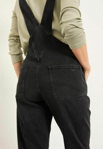 Джинсовый комбинезон