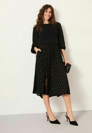 Вязаное платье